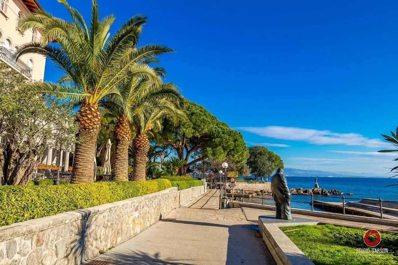 Ola Opatija Luxury Apartment